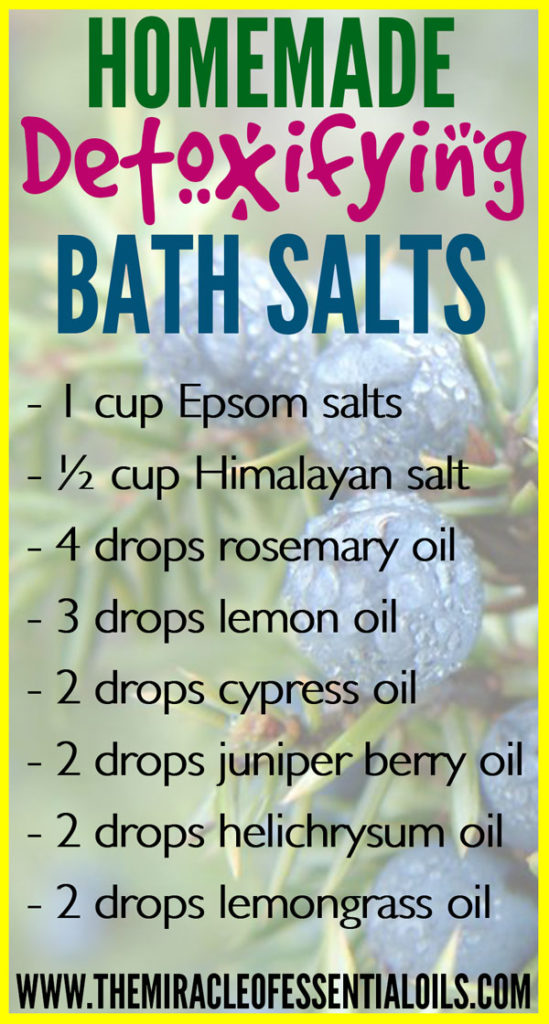 Want to detox? Try this DIY essential oil detoxifying bath salt recipe now! 